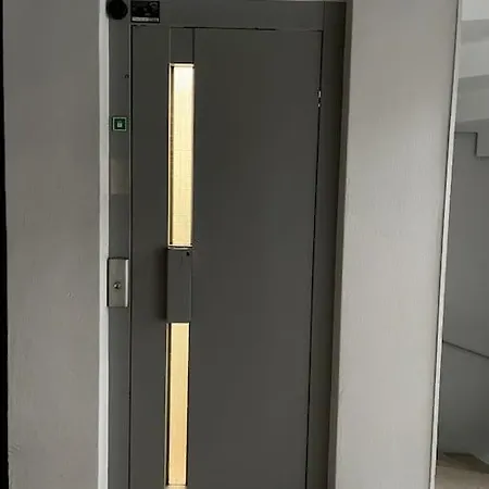 114 Robin - Grand Lit Double, Balcon * サン・ルイ